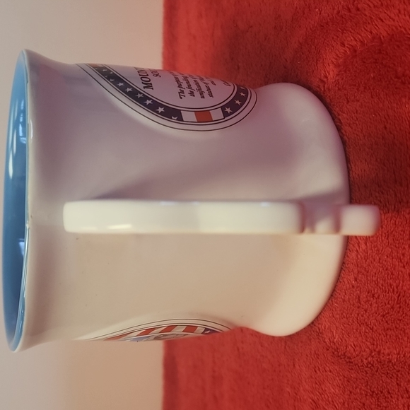 Mount Rushmore South Dakota, 18oz. Mug - Picture 3 of 12